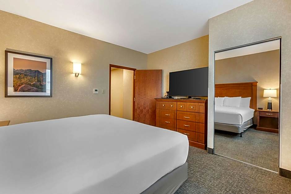 Drury Plaza Hotel Phoenix Tempe