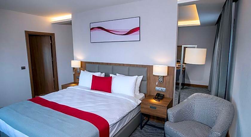 Ramada by Wyndham Izmir Aliaga