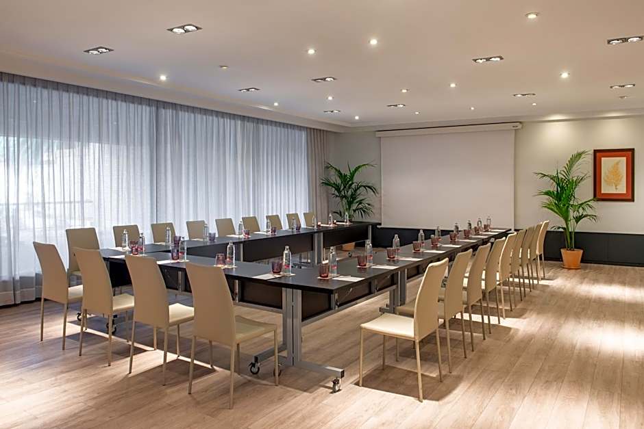 Hotel Madrid Alameda Aeropuerto, Affiliated by Meliá