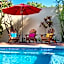 Casa Zarah - Hacienda Family Home - Pool and 2-Block to Beach
