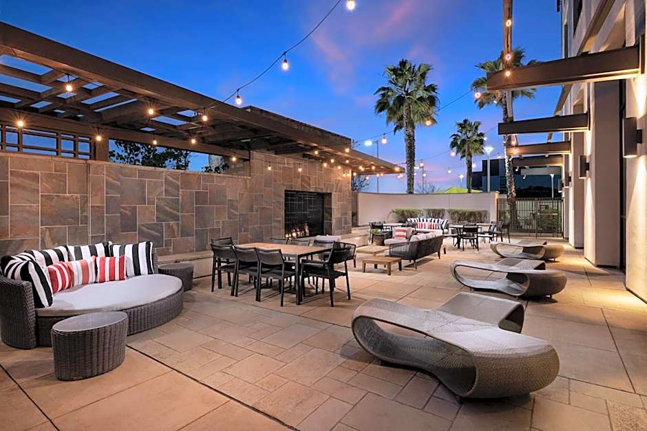 Hampton Inn By Hilton and Suites Napa