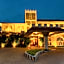 Protea Hotel Dar es Salaam Courtyard