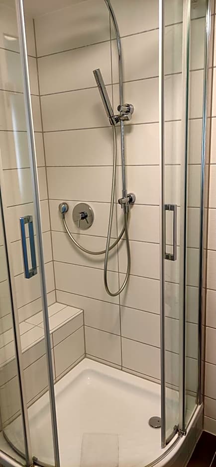 Hotel & Restaurant Adler Ittendorf - 24h Self-CheckIn