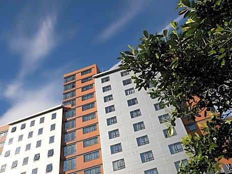 Aparthotel Roomzzz Leeds City West