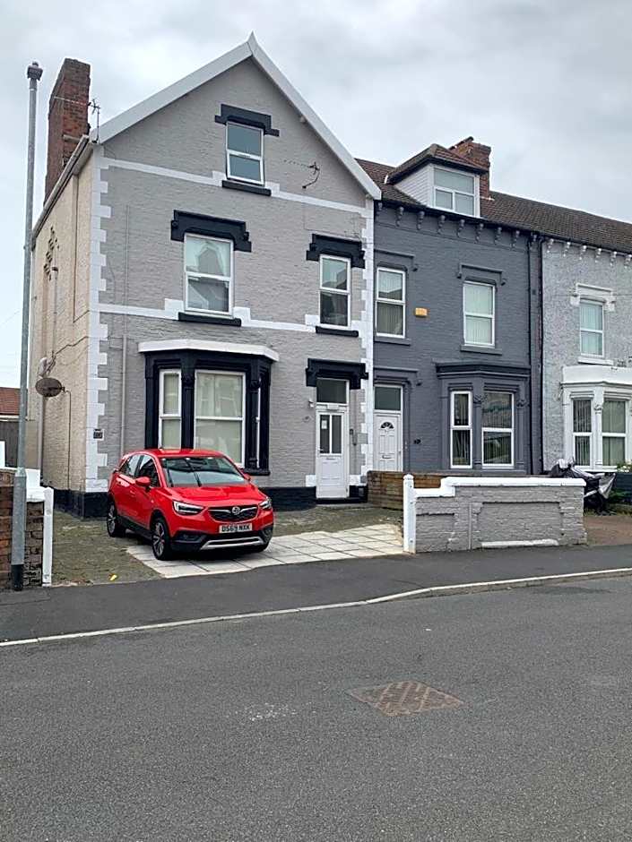 MARLEY MANSIONS APARTMENT - Clarendon