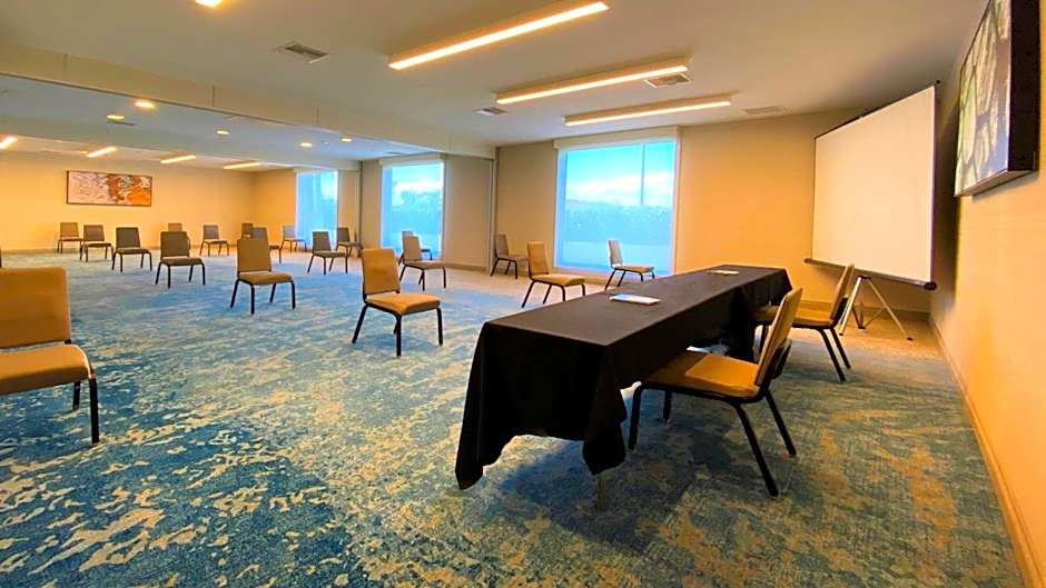 Holiday Inn Los Angeles - LAX Airport By IHG