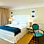Lake's - My Lake Hotel