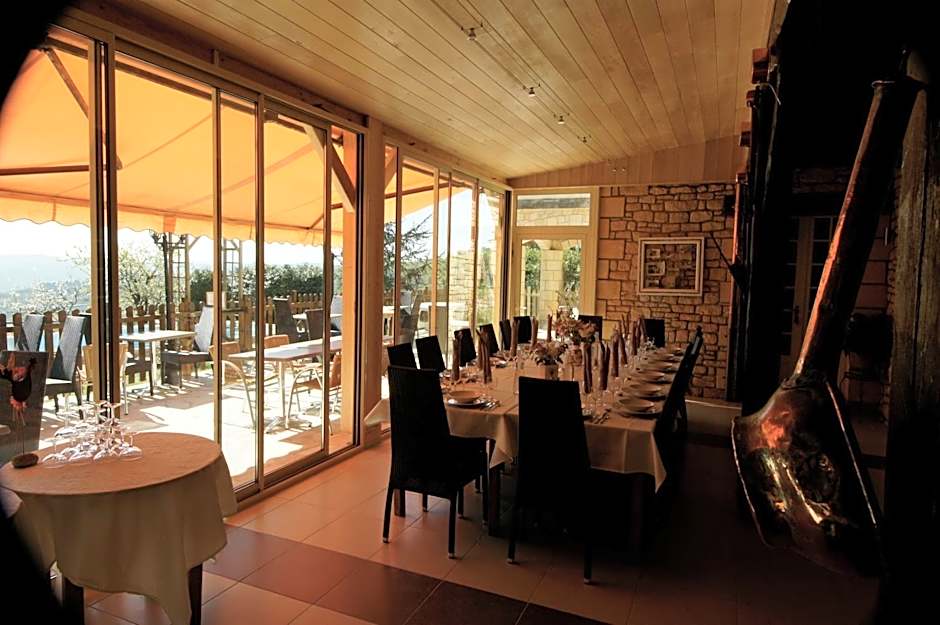 Logis hotel-restaurant les collines 59 route des cretes