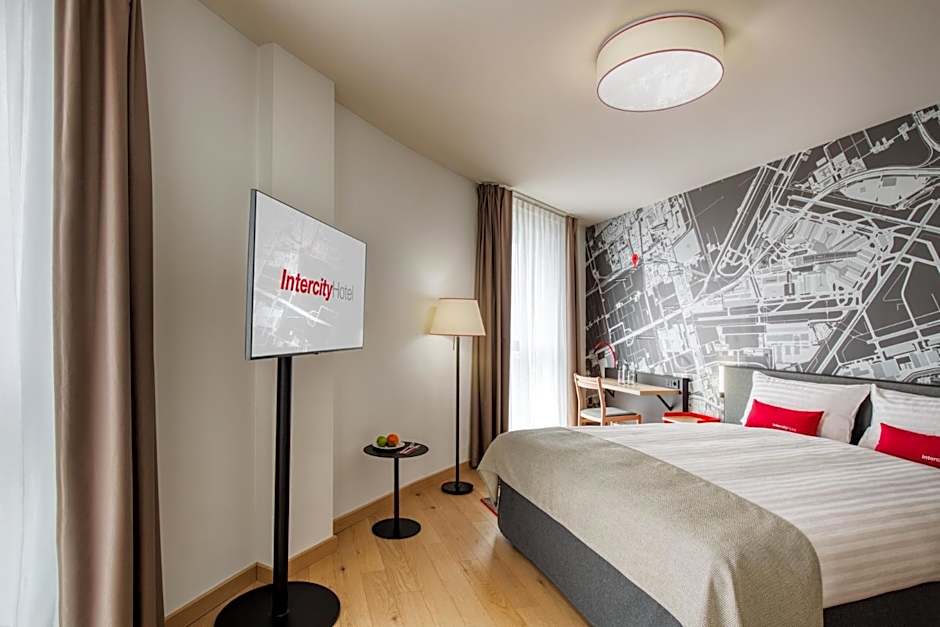IntercityHotel Amsterdam Airport