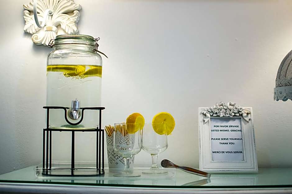 Un Patio en Santa Cruz