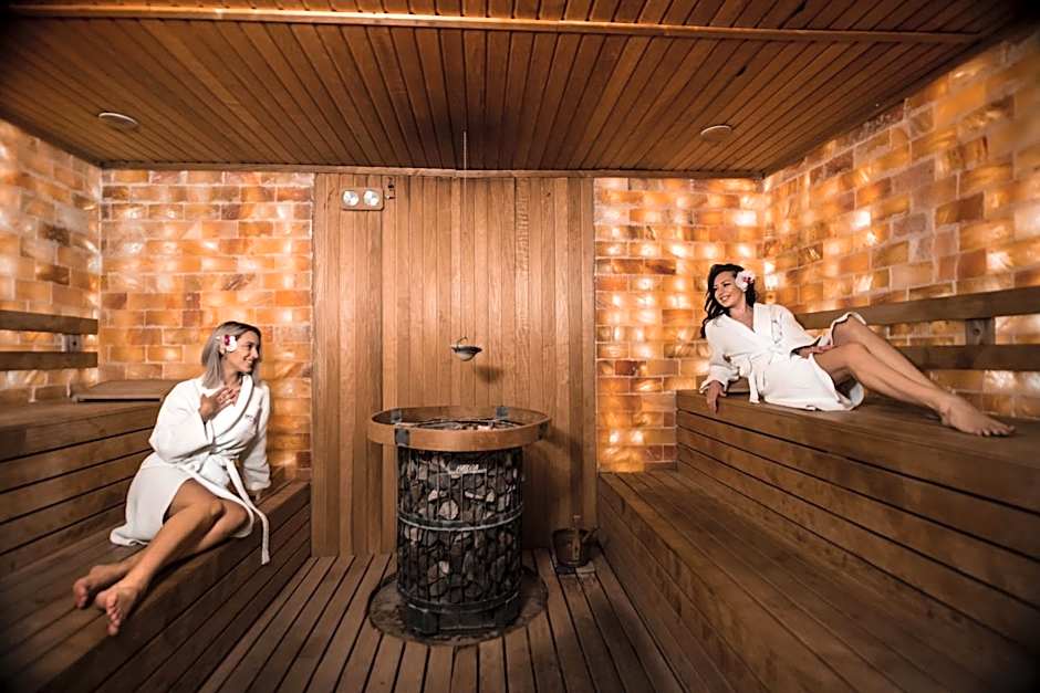 Sky Blue Hotel & Spa