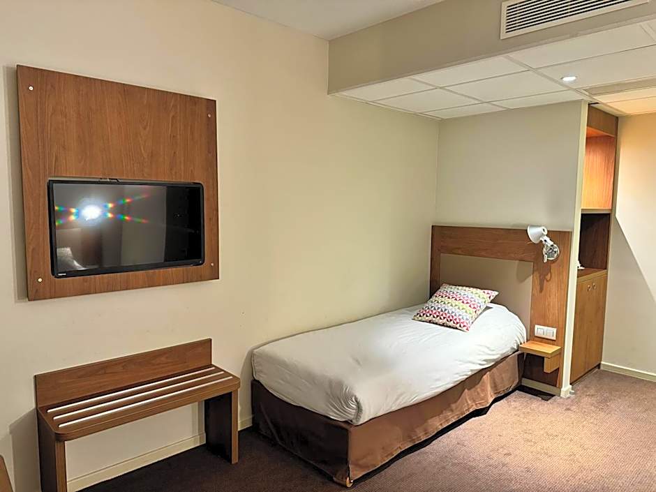 CAMPANILE BELFORT MONTBELIARD Gare La Jonxion