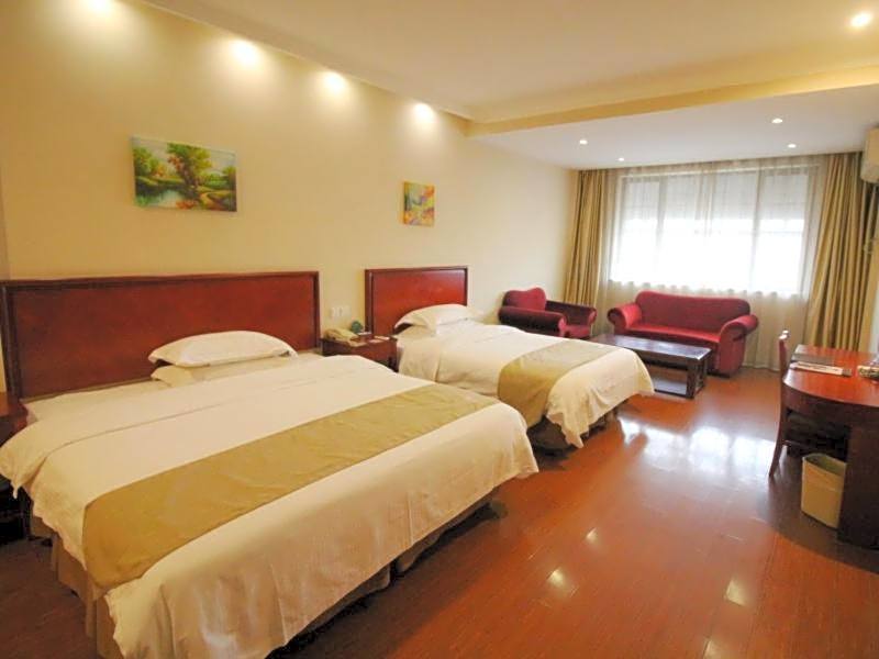 GreenTree Inn Changshu Fangta Park Pedestrian Street Business Hotel – Changshu, Suzhou, 