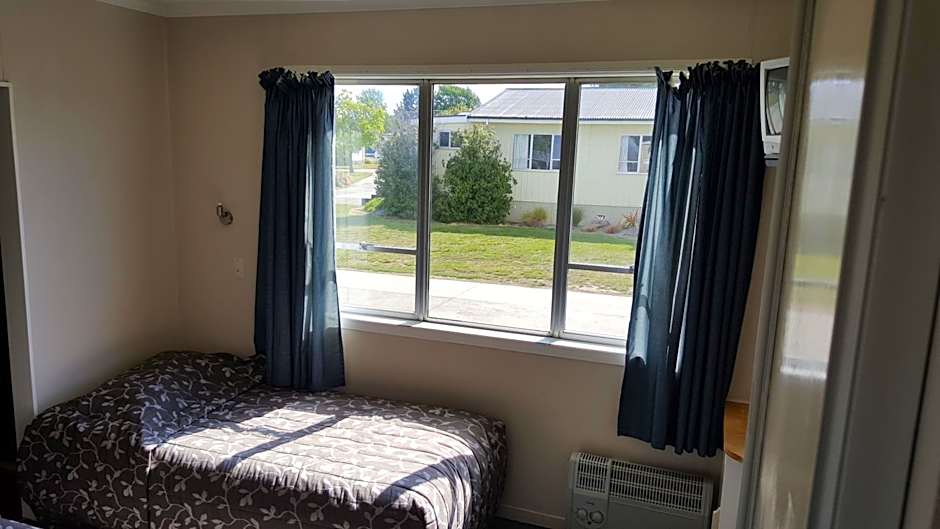 High Country Lodge, Motels & Backpackers