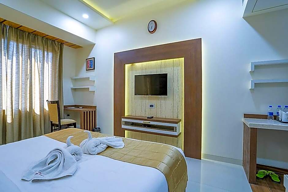 Hotel Wisteria blue