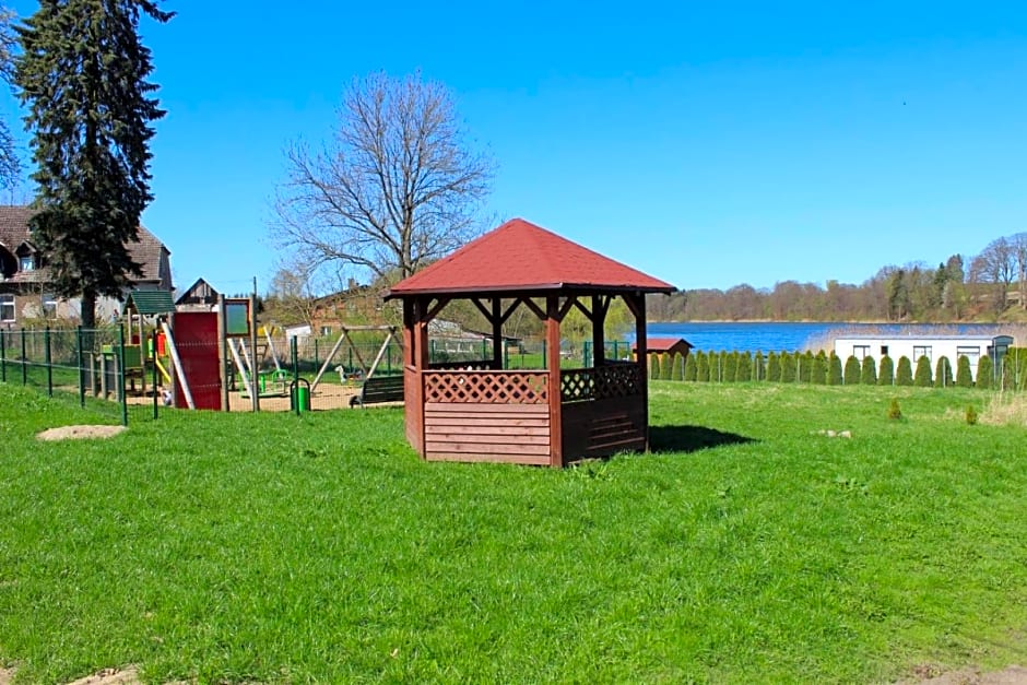 Domek nad jeziorem Bystrzyna