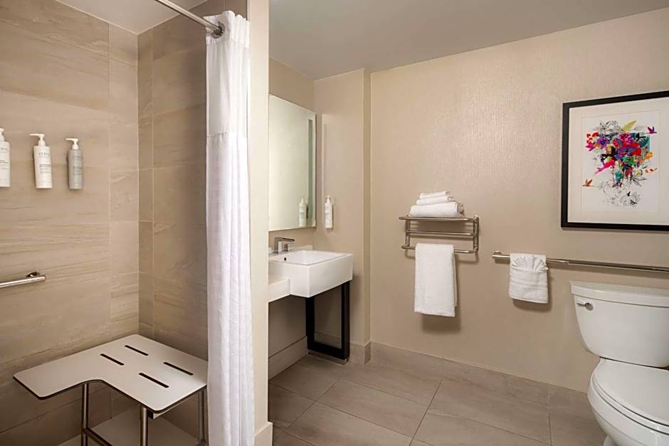 Embassy Suites By Hilton New York Midtown Manhattan