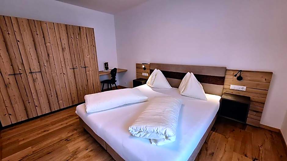 Alpenspitz Appartements - Garni - B&B