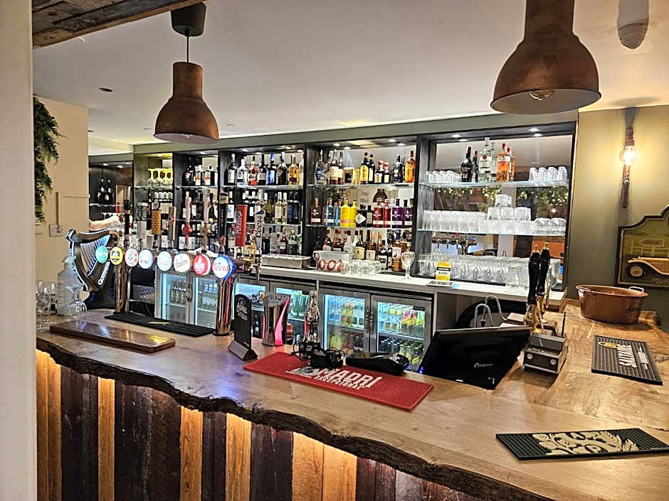 The Garden Bar Rooms