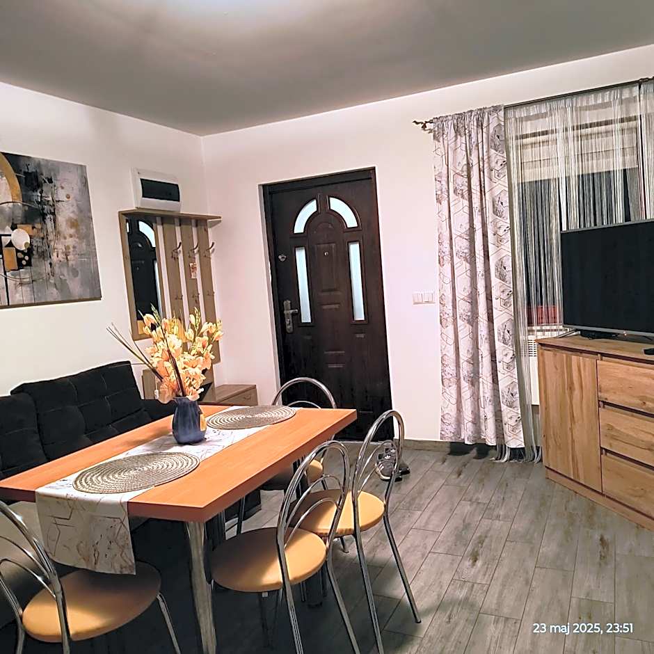 Domki Letniskowe oraz Chata Grillowa " Nad Zalewem "Bliżyn