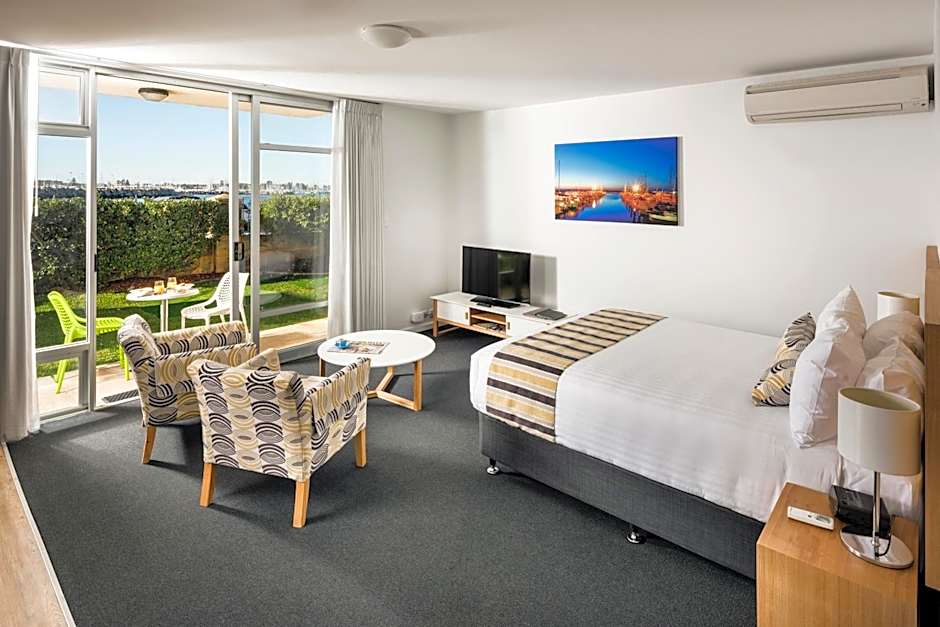 Be Fremantle Apartments