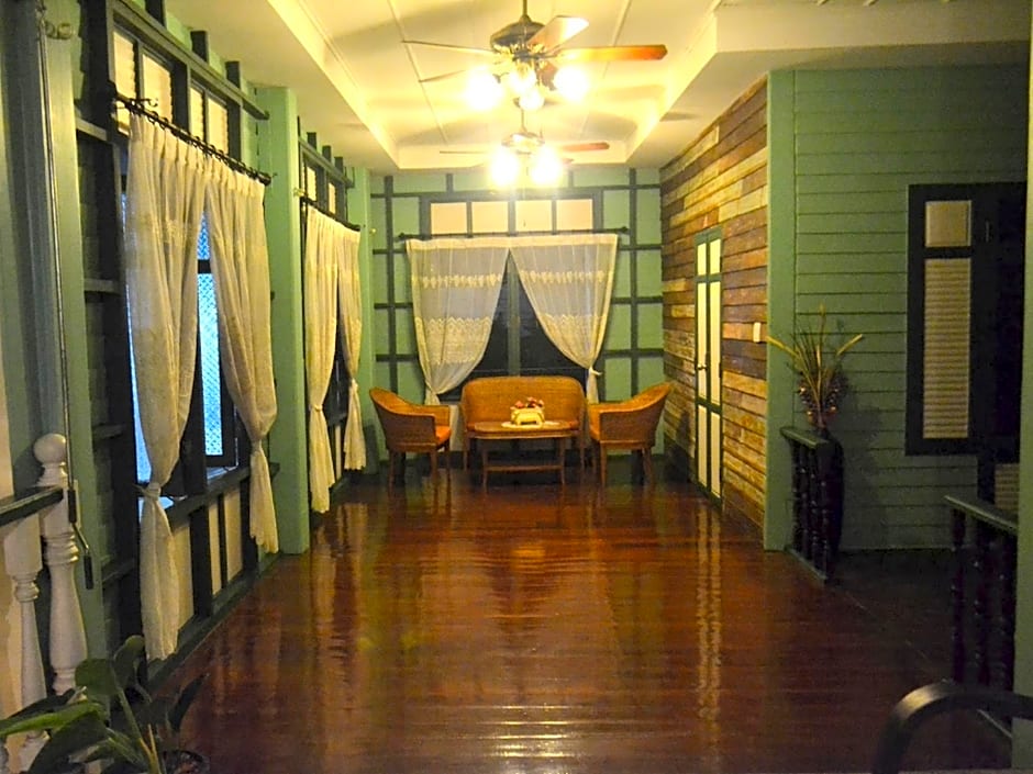 Khum Muang Min Boutique Hotel