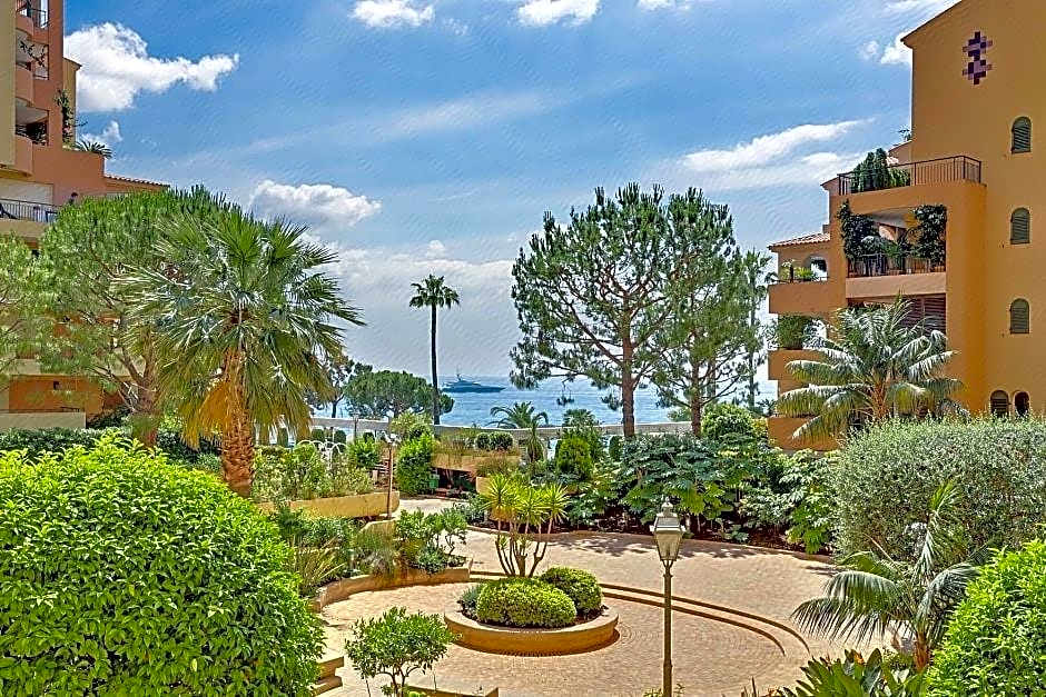 Columbus Hotel Monte-Carlo, Curio Collection by Hilton