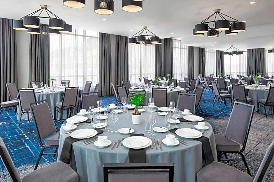 The Oaklander Hotel, Autograph Collection by Marriott