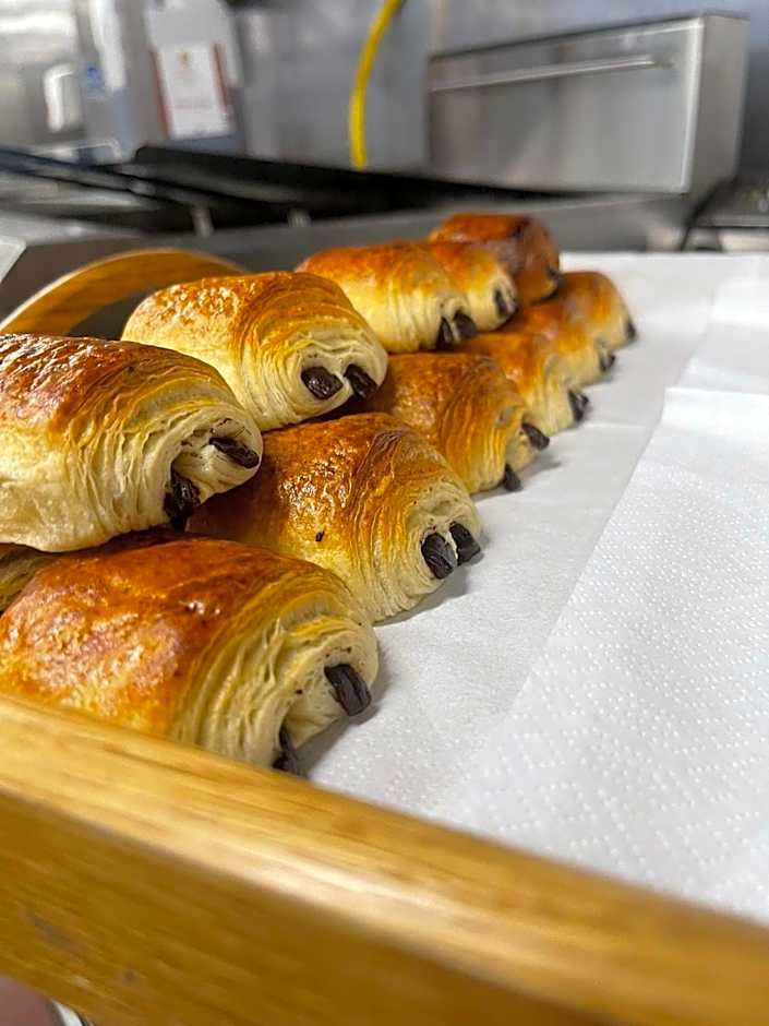 The Royal Alexandra Hotel by Compass Hospitality