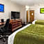 Best Western Plus Landmark Inn