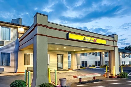 Super 8 by Wyndham North Sioux City