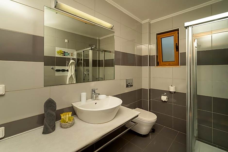 Niriides Luxury Villas