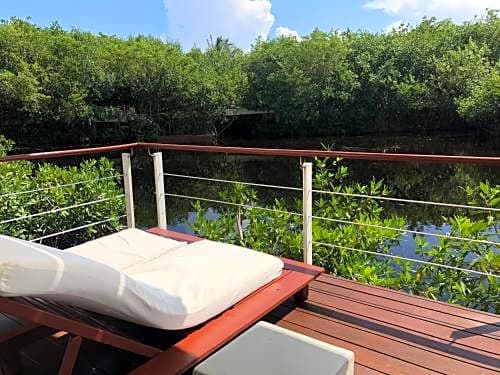Movich Club at Blue Diamond Luxury Boutique Hotel