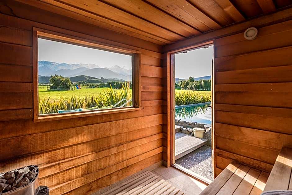 Hapuku Lodge & Tree Houses