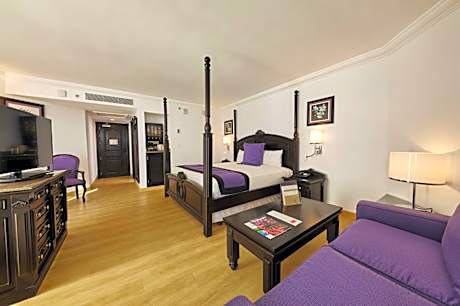 Junior Suite Ocean Front