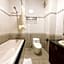 Duc Vuong 2 Hotel