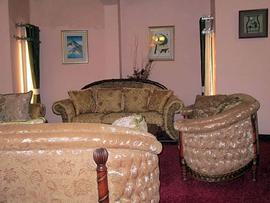 Imperial Royale Hotel