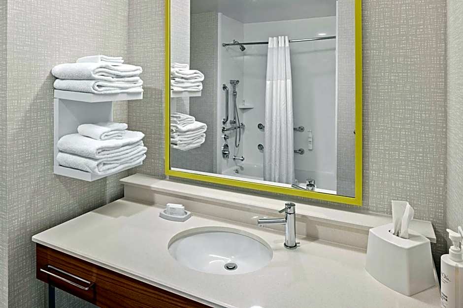 Hampton Inn By Hilton & Suites Cincinnati West, OH