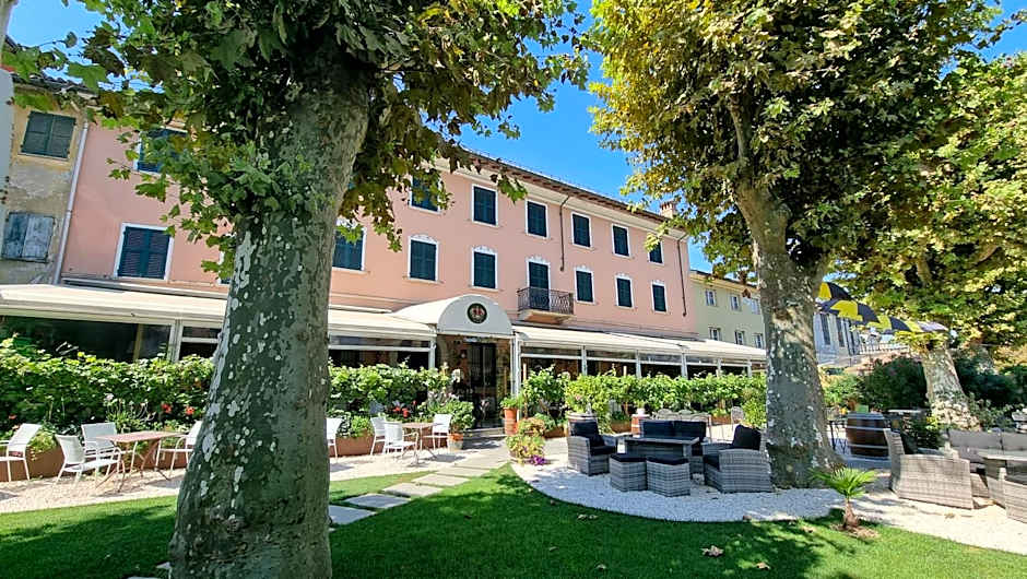 Photo 1 of 50 of Ristorante Albergo Corona