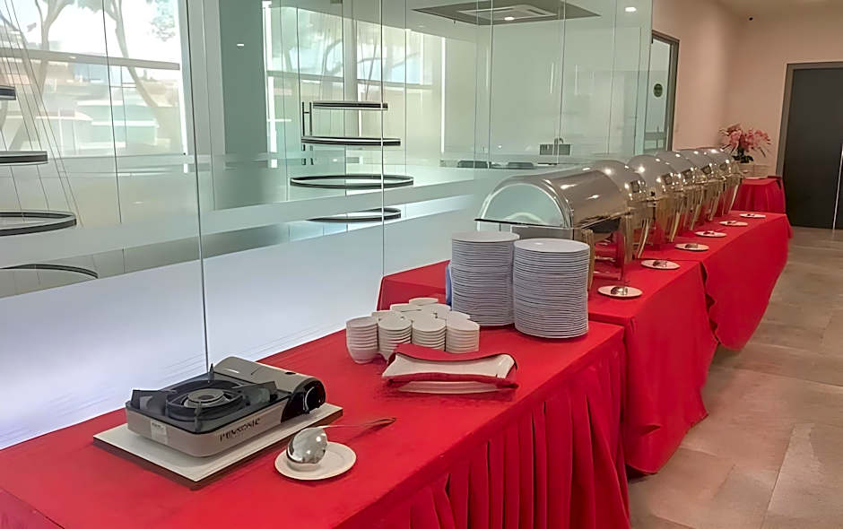 AZ Hotel and Serviced Apartments