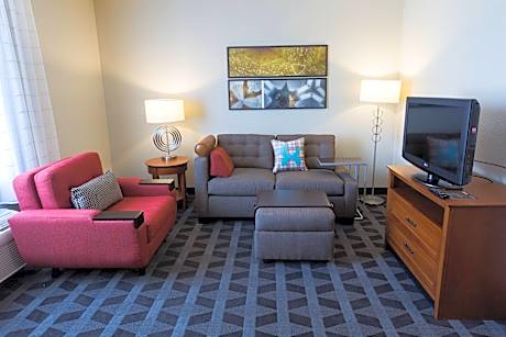 One-Bedroom Queen Suite with Sofa Bed