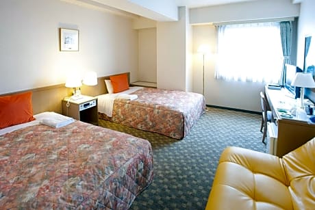 Twin Room - Non-Smoking