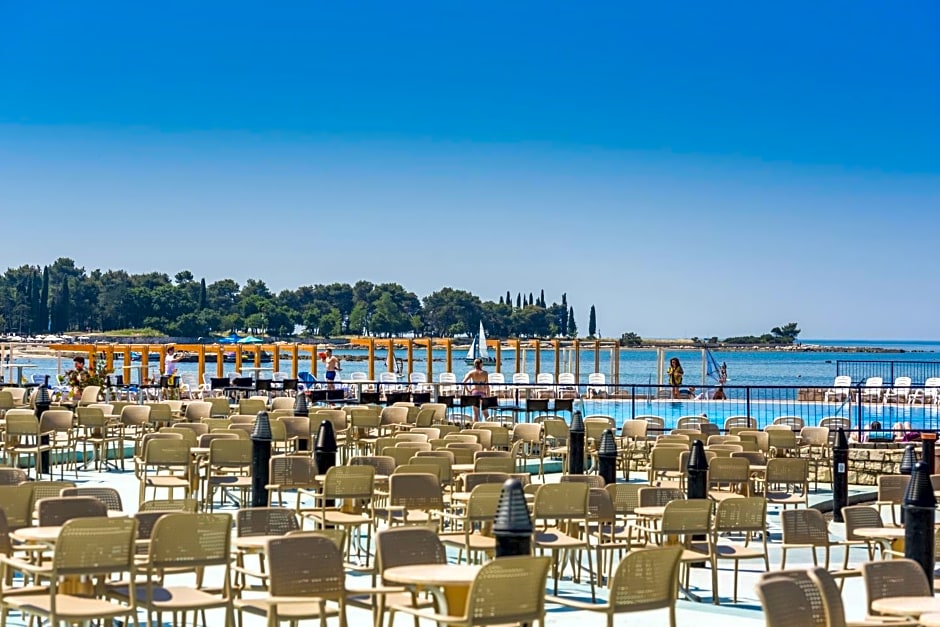 Apartments Polynesia Plava Laguna