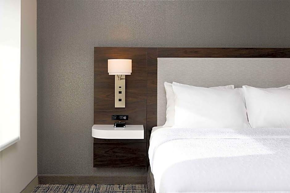 Hampton Inn By Hilton And Suites Manteca