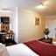 Hotel Famosa