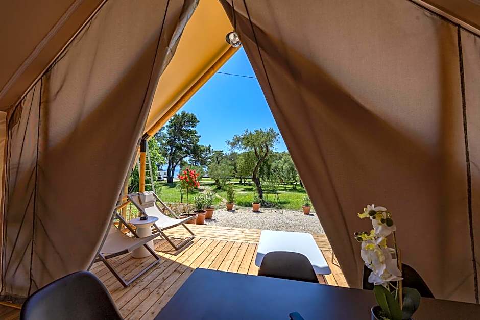 Camp Dole Zivogosce - Mobile home and Glamping tent