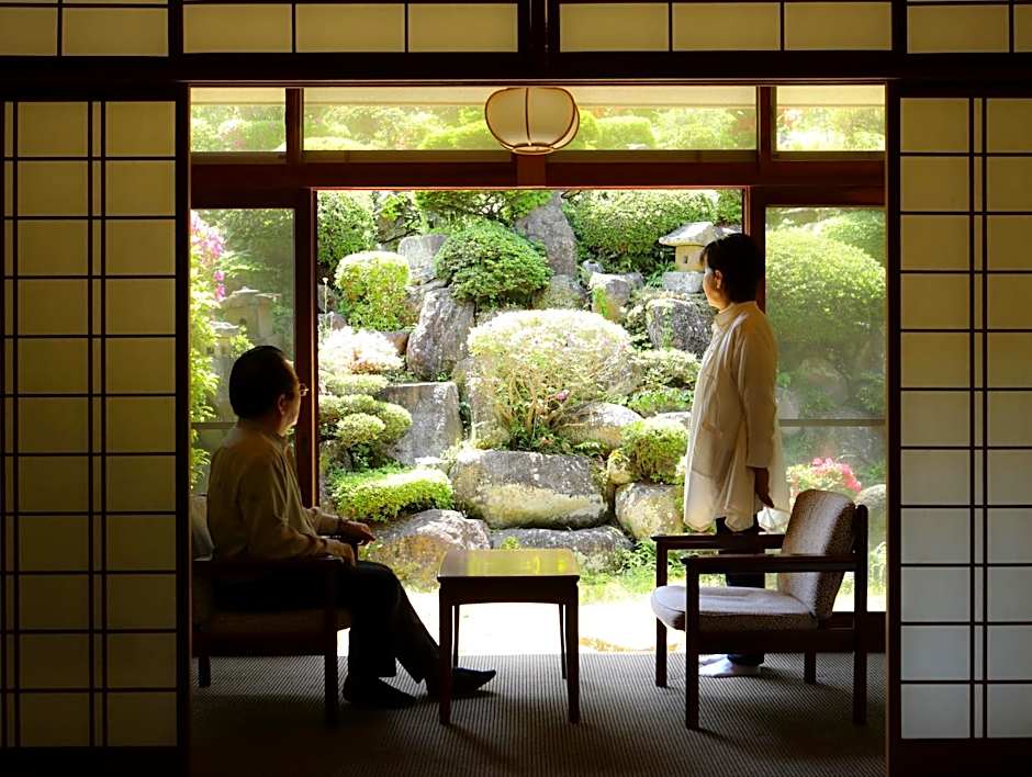 Besshoonsen Nanjyo Ryokan