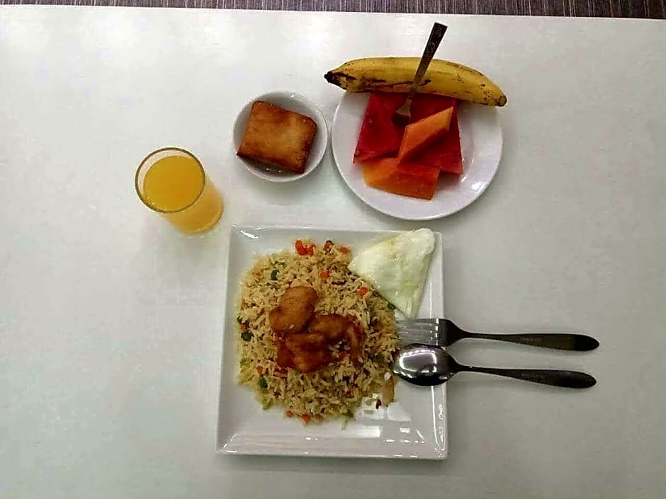 Clover City Center Hotel