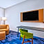 Fairfield Inn & Suites by Marriott Orlando Flamingo Crossing/Western Entrance