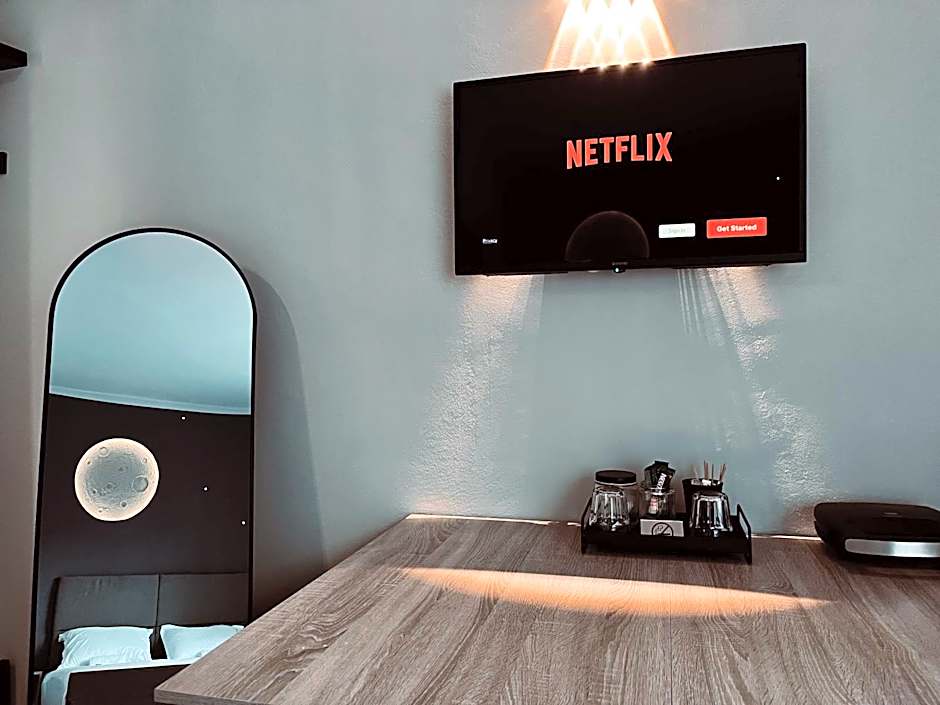 Cozy Hideout - Condo Hotel